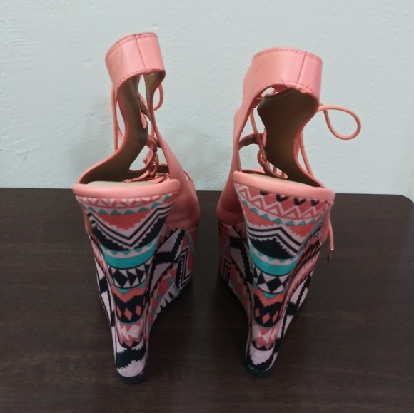 Dollhouse Peep Toe Platform Wedges - Picture 2 of 6